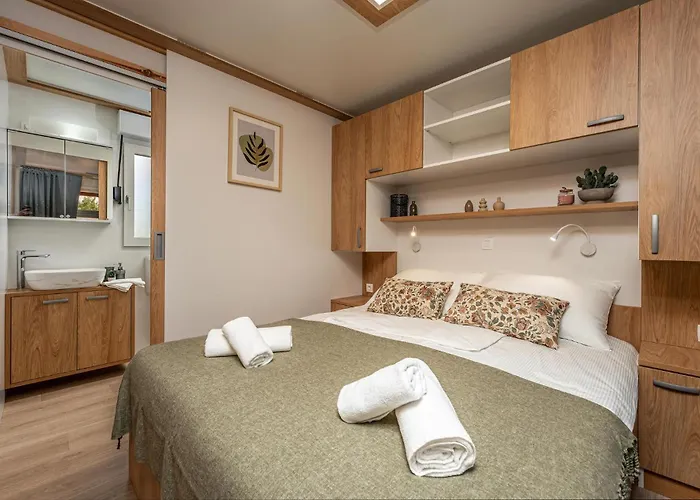 Premium Holiday House 4 *