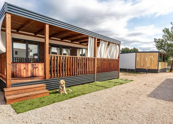 Premium Holiday House 4 Hébergement de vacances *