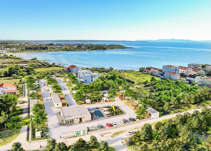 Premium Holiday House 4 Привлака