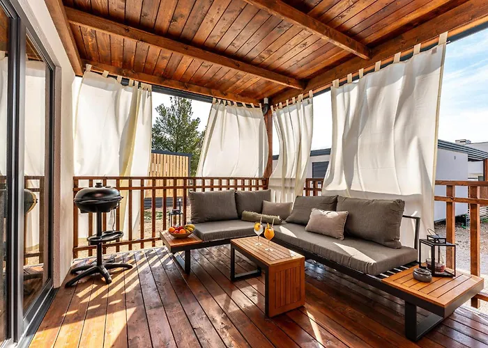 Premium Holiday House 4 Привлака