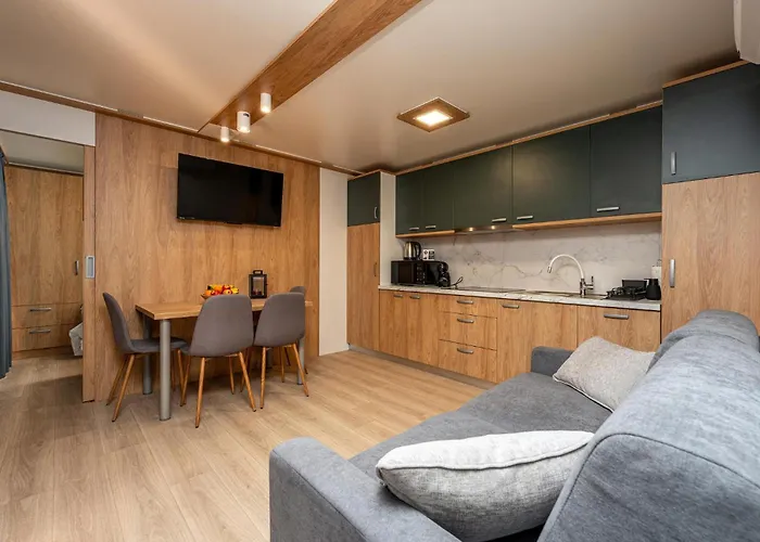 Premium Holiday House 4 Holiday home